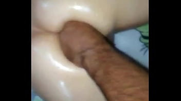 Enfiei A Mão No Cu Da Casada Safada