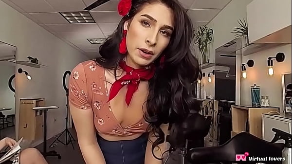 Shemale Fucks A Girl In Pov