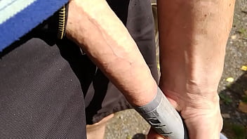 Kahen Kilon Kulli - Cock-vacuum-cleaner