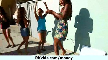 Money Talked To That This Hot Babe 1