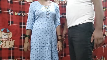 18 साल की फूल जैसी नाजूक कामवाली लड़की के साथ नाजायज रिश्ता बनाकर जबरदस्ती करके चोदा - Hardcore-creampie-milf-indian-hardsex-couple-step-mom-anal-sex-18-year-old-porn-video-hote