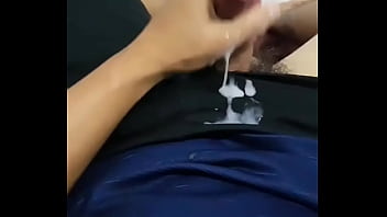 Bắn tinh phụt phụt