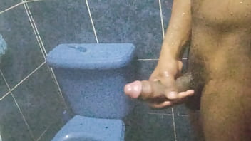 Batendo Uma No Banho - creamy, negro, bbc, punheta, gozando, negao, batendo-uma - Video 2016500