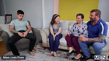 (colby Jansen) Sees How Horny (ty Mitchell) Is Decides To Give Him His Big Dick To Suck - Men