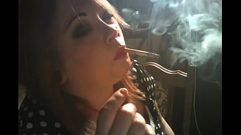 British Bbw Tina Snua Smokes With Dangling, Drifts, Nose _ Cone Exhales
