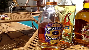 Pernocas E Joy Cardozo Fodem A Beira De Piscina Em Festa Regada A Muito Wisky