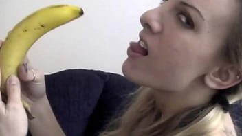 Hot-babe, Sexy-babe, Slut-babe, Horny-babe, Hot-babe-banana-blowjob, Hot-babe-sucking-banana, Horny- - Unknown - 2025 - Amazing - Session - Video 6270621