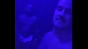 Putaria No Banheiro Da Boate