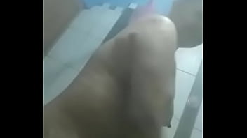 Espiando En La Ducha - cachonda, vecina - Video 2028261