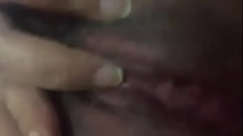 Esta Caliente Y Se Mete El Dedo