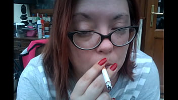 First Fags Of The Morning With Bbw Tina Snua - Coughing Fetish