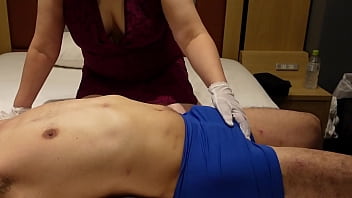 パンツの上から竿と金玉をビンタされ女性に支配される快感！