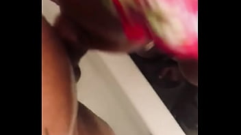 Eat Me Anywhere No Table Manners