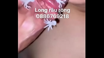 Long r_u rồng massa yoni 2 xuất tinh vào mồm