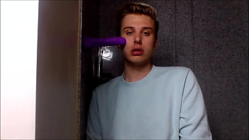 Model Twink Deepthroats Your Cock