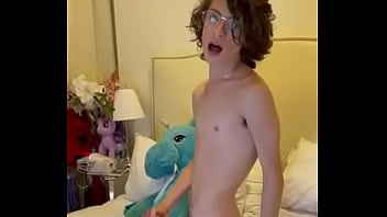 Twink, Soloboy, Dotado, Novinho, Pauzao, Gay-amateur - Gay - 2025 - Sexy - Performance - Video 1992998