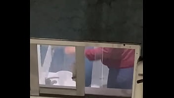 Espiando En El Baño - voyeur, culo - Video 2017372