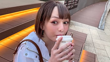 関西出身ショートカット女子大生(22) ノリ＆性格良すぎな元気娘 バイトさぼってホテルでセックス三昧　腰ふり騎乗位SEX