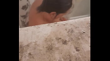 Tia Gostosa No Banho