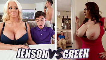 Bangbros - Battle Of The Stepmom Goats: Alura Jenson Vs Maggie Green