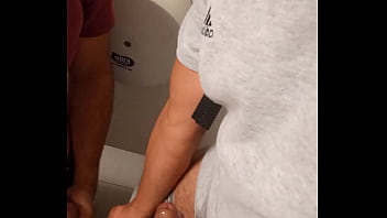 Mamando O Macho No Banheiro Do Metr_ - Full Red