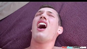 Hunky Cocksucker Barebacks Bottom Stud Until Making Him Cum