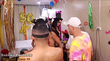 Sabrina Prezotte Em Uma Orgia De Carnaval ....