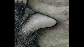 Sentando E Rebolando O Cuzinho No Pauzão