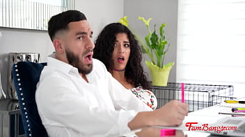 Stepsiblings Stuck, Decide To Fuck - Gabriella Lopez