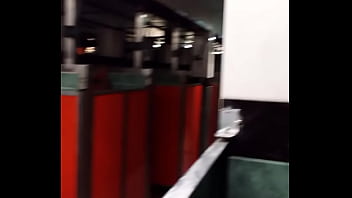 Con Mini En Baño Publico