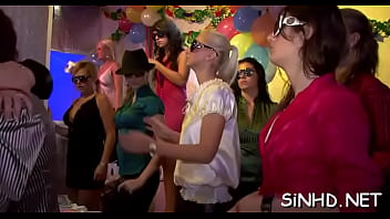 Divine Club Partying - hardcore, blowjob, party, orgy, satin, group-sex - Video 1780751