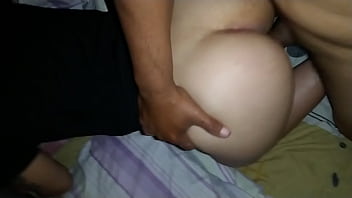 Cogiendola Mientras El Novio Trabaja