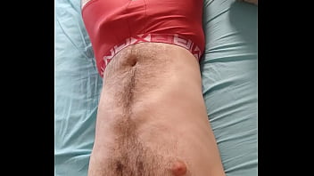 Pau Marcado E Latejando Dentro Da Cueca Do Peludo