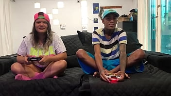 Tava Vestida De Novinha Quando Eu Fui Ver Era Uma Coroa Tava Lá Mesmo Não Perdoei(completo No Red)