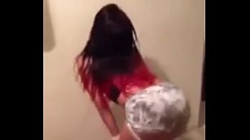 Novinha Gostosa Dançando Funk - gostosa, safada, morena, novinha - Video 6193485