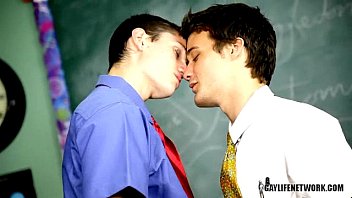 Tt050 Adamscott Krysperez Gln