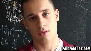 Amateur Latino Gets Paid To Suck Stranger' Dick