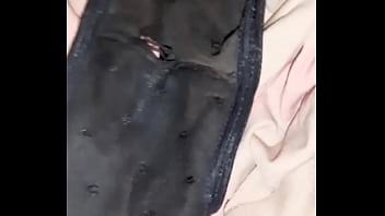 Que Rico Huele, Hasta Tenía Fluidos, Que Rico.