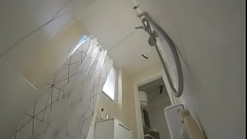 Melani Showers Her Petite But Hot Body After A Great Exhibitionist Parade