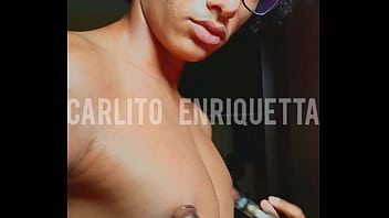 Amo Brincad Com Os Meus Mamilos