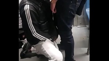 Outdoor, Blowjob, Public, Publico, Espanol, Metro, Mamar, Gay-sex - Gay - 2025 - Wild - Scene - Video 1959071