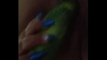 Ela Ama Enfiar Coisas Nela