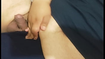 Gordito Moviendo Su Verga