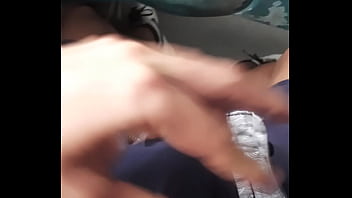 Hetero Saca Su Verga En Publico