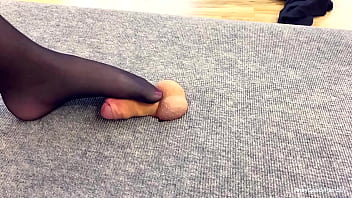 Girl Plays With Cock And Eggs On The Milking Table With Hands And Feet Annycandy Painboy