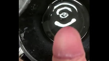 Cumshot, Work, Bucket - Cumshot - 2025 - Amazing - Show - Video 1971274