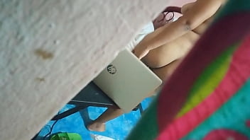 Esposa Gordibuena Mostrando El Culo