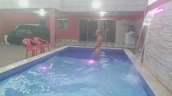 Eitaaa N_o Acredito Tomando Banho Pelad_o Na Piscina Da Casa Da Pjtx
