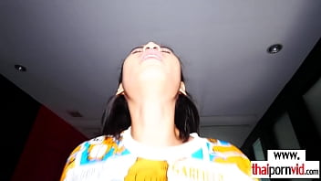 Petite Amateur Thai Teen Bargirl Ying Loves Serving Big White Dick