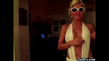 Dagfs - Sunglasses Wearing Milf Blows Hubby' Cock